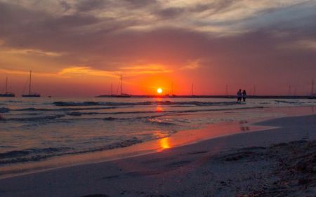 With over 200 beaches to choose from - white sand, turquoise seas and quiet scenic coves Top 5 beaches in Mallorca
