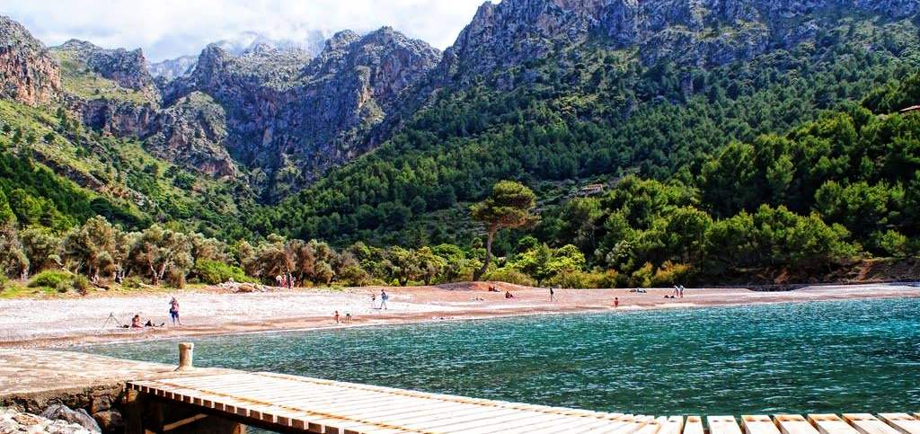 With over 200 beaches to choose from - white sand, turquoise seas and quiet scenic coves Top 5 beaches in Mallorca