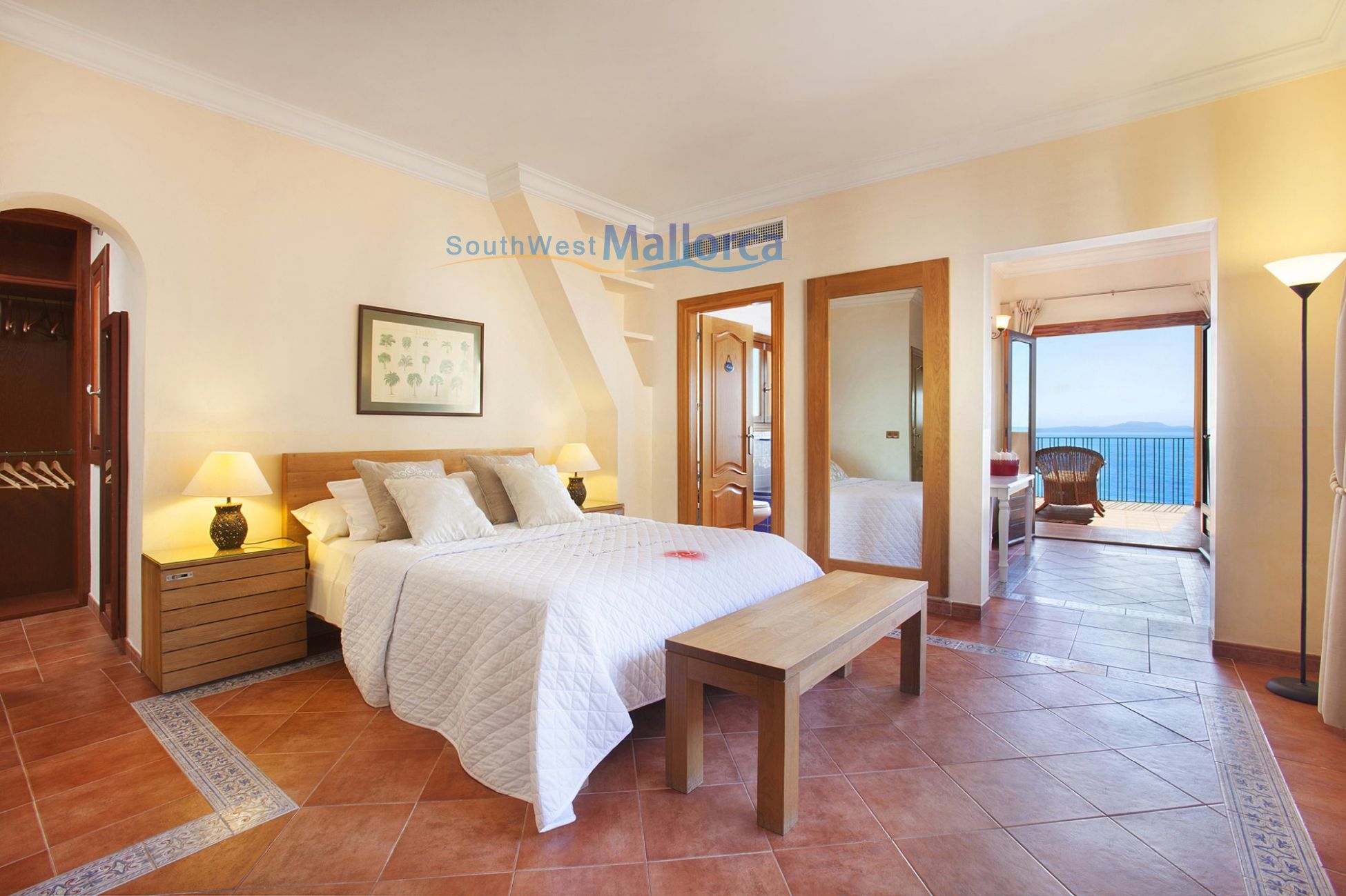Villa in Mallorca, Cala Vinas, Villa Azure - Bedrooms and Bathrooms