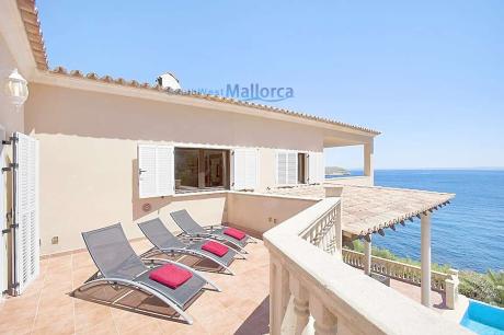 Villa in Cala-Vinas, Villa Azure CV02