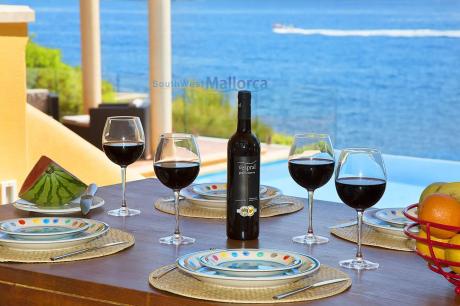 Villa in Cala-Vinas, Villa Azure CV02