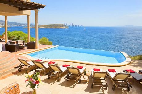 Luxury Villa in Mallorca, Collection: Villa Azure in Cala Vinas