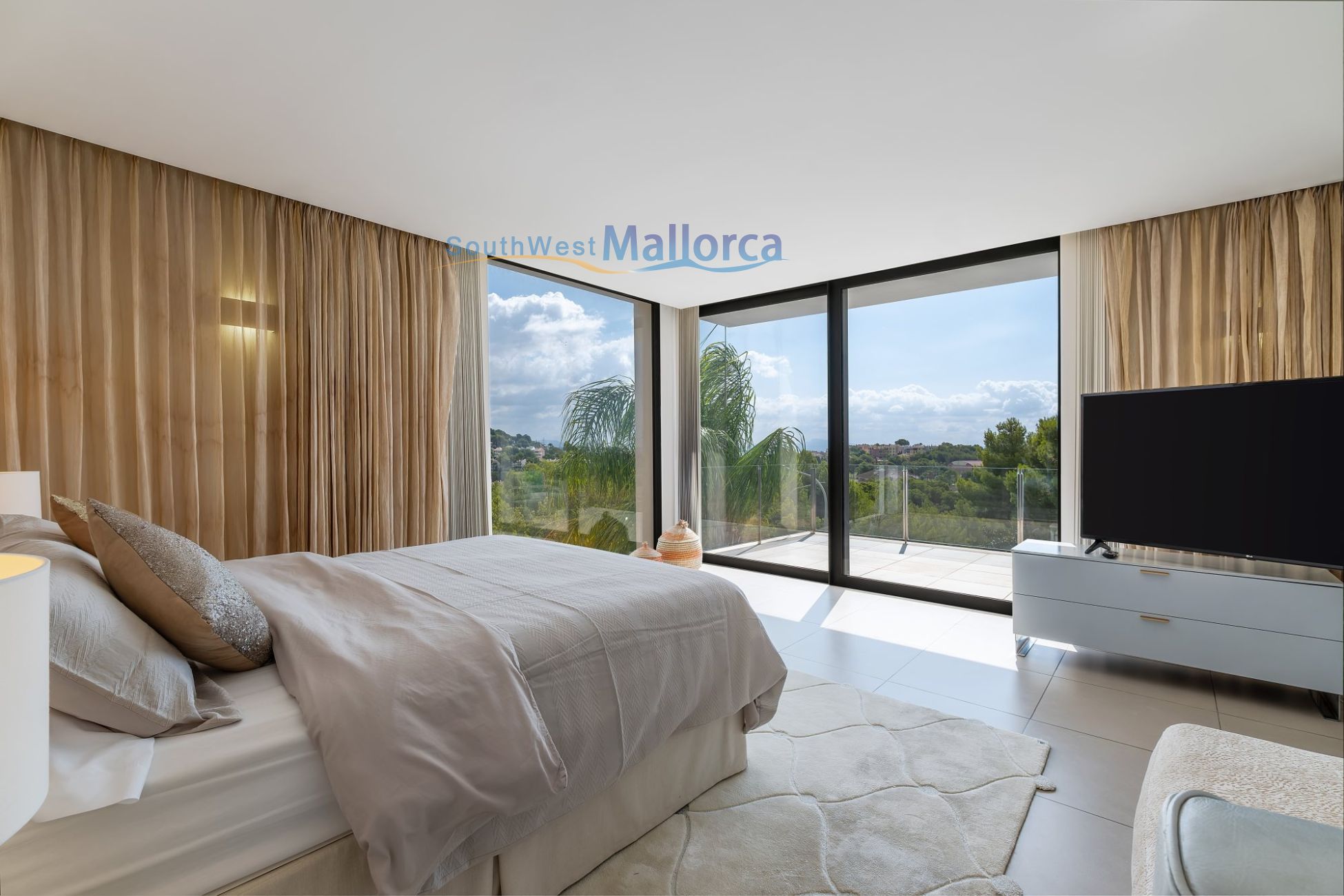 Villa in Mallorca, Bendinat, Villa Galesa - Bedrooms and Bathrooms