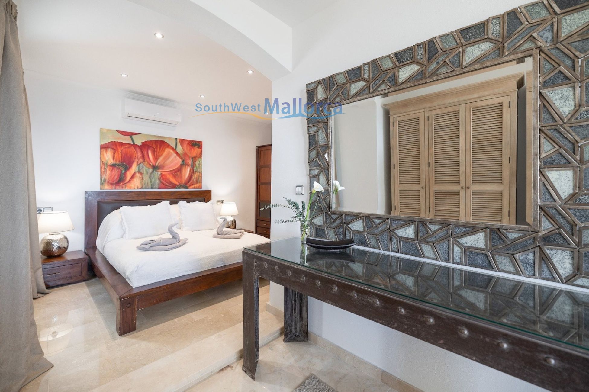Villa in Mallorca, Santa Ponsa, Villa April - Bedrooms and Bathrooms
